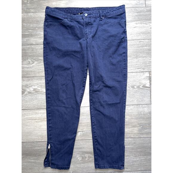 Norma Kamali Ankle Zip Jeans Size 10 Classic Ankle Length Blue Slub Denim - Picture 1 of 10